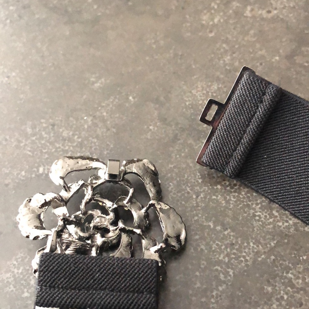 BCBG Flower Rhinestone Belt - Picture 4 of 4